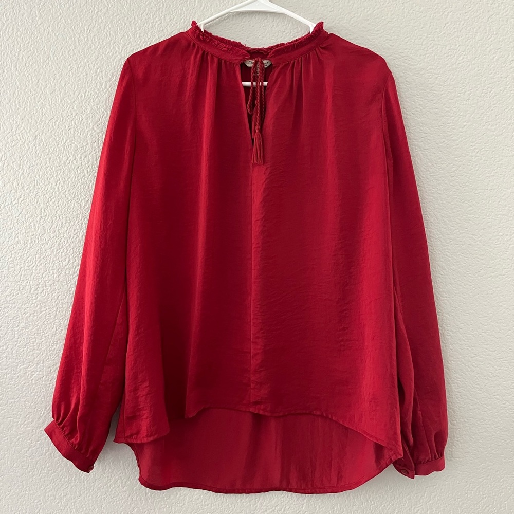 Lucky Brand women blouse.